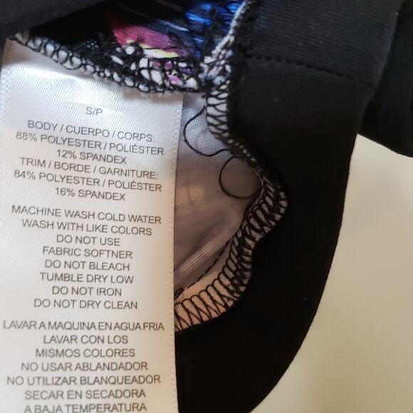 Racerback Sports Bra Multi colored. SIZE Small - Picture 5 of 5